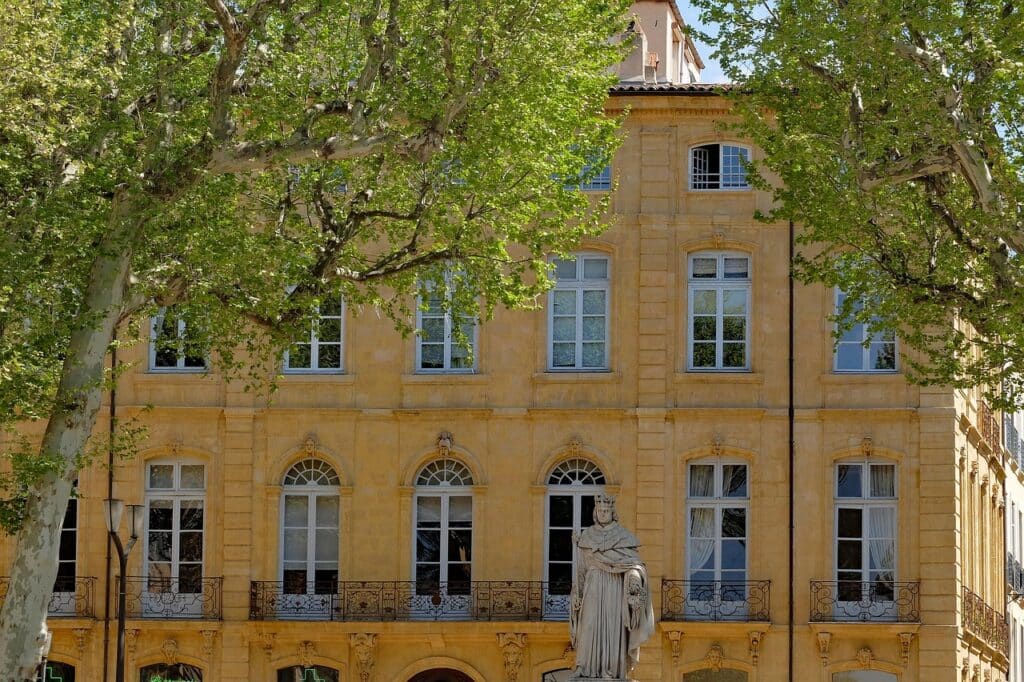 avocat droit public aix en provence